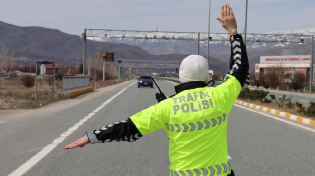 Yeni yol hərəkəti cərimələri qüvvədədir 