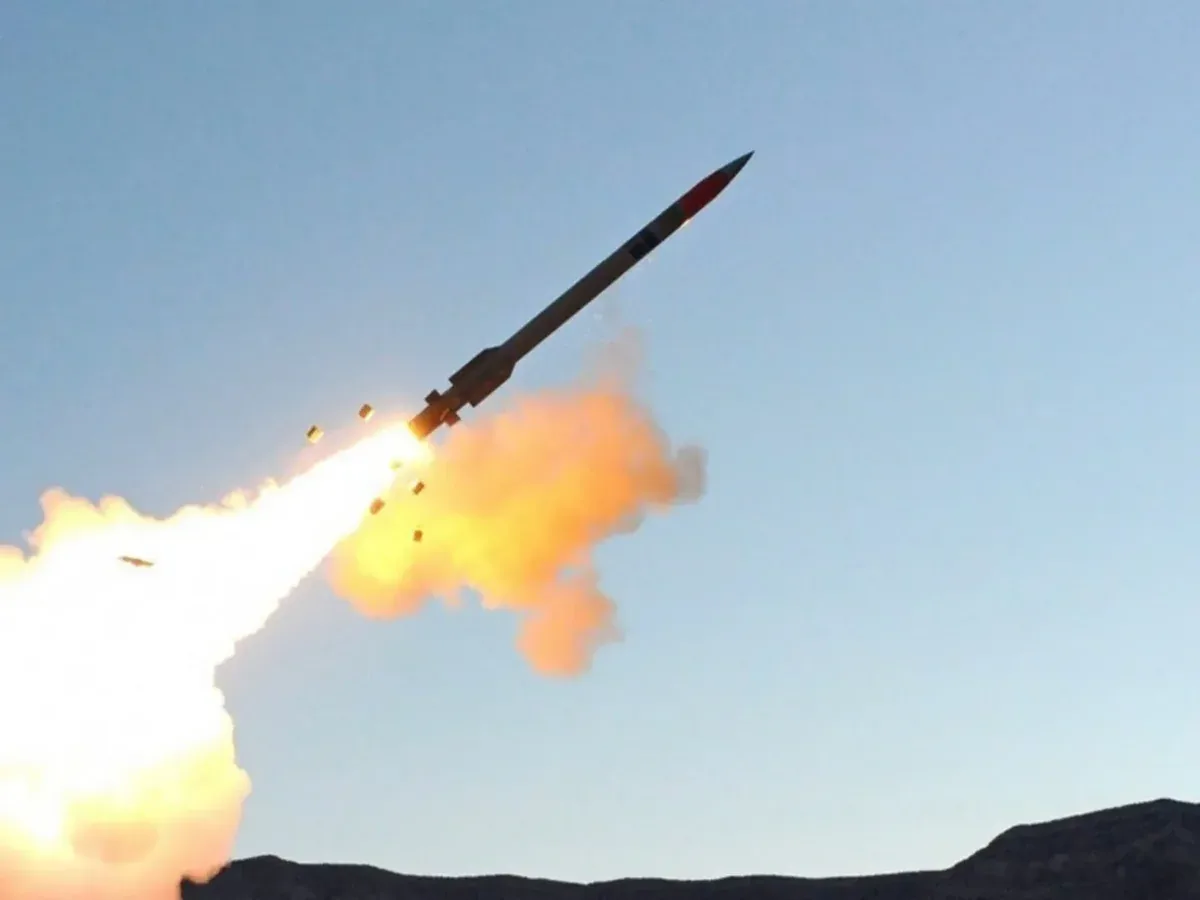 İsrail ərazisinə İrandan raket zərbələrinin endirildiyini elan edib