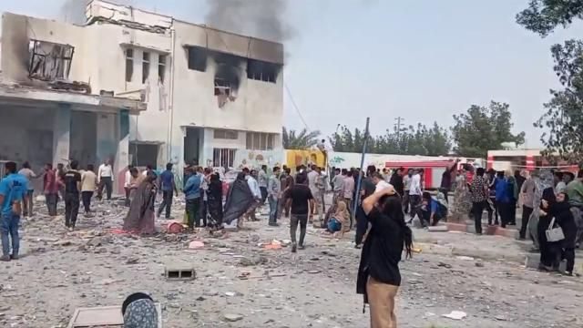 ABŞ-nin müdafiə naziri Heqset İranda ibtidai məktəbə hücumla bağlı təhqiqat apardığını açıqlayıb