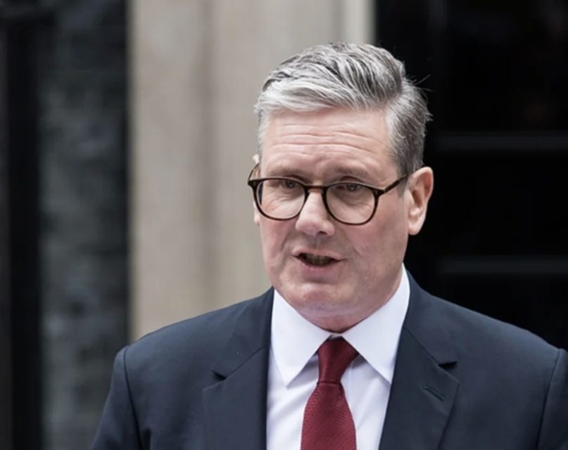 Kir Starmer: İran ətrafındakı münaqişənin iqtisadiyyata təsirini azaltmaq üçün tədbirlər görməyi düşünürük