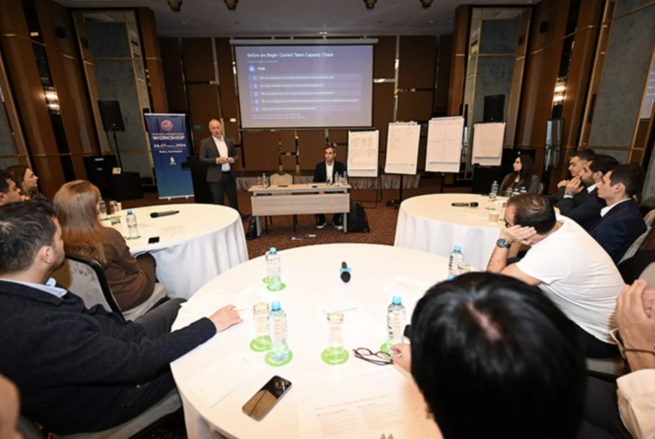 Bakıda UEFA-nın Strateji Kommunikasiyalar seminarı baş tutub