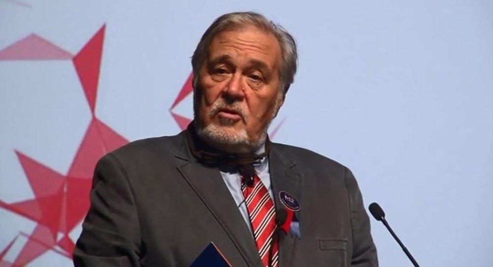 İlbər Ortaylı vəfat edib