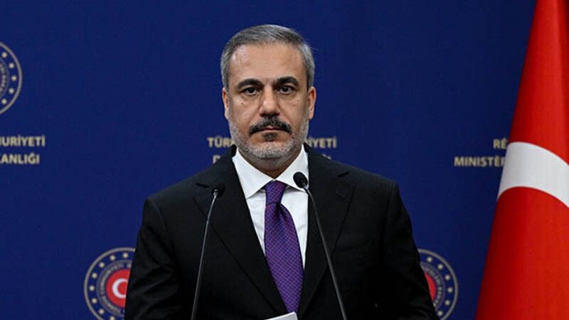 Hakan Fidan: İran Türkiyəyə raket atdığını inkar edir