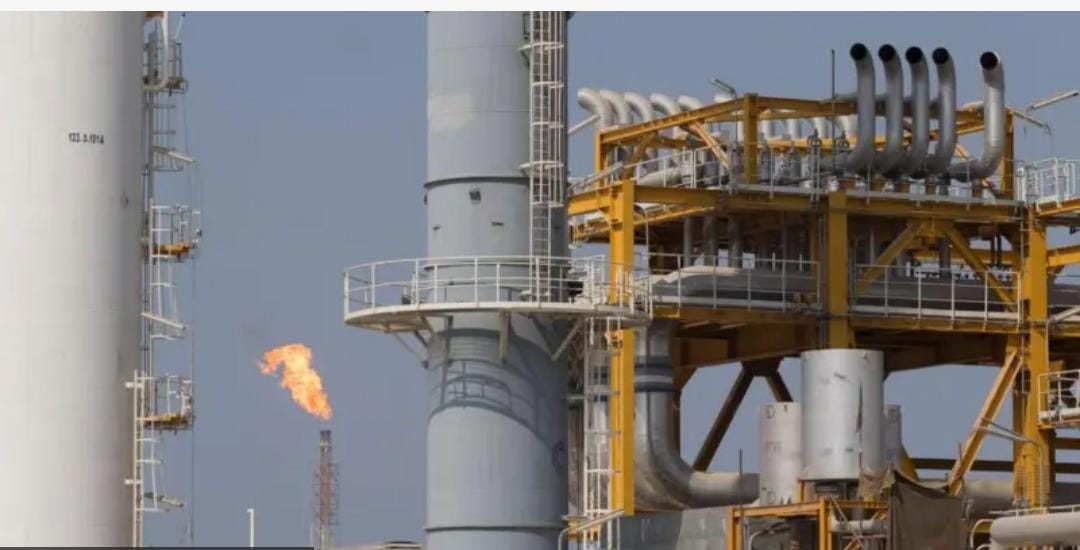 Yaxın Şərqdə enerji obyektlərinin hədəf alınması qiymətləri artırır