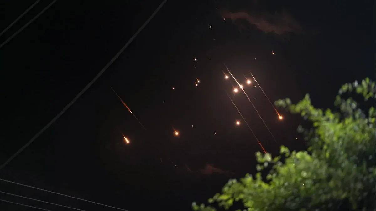 İranın Yəzd şəhərindəki hərbi obyektlərə zərbələr endirilib