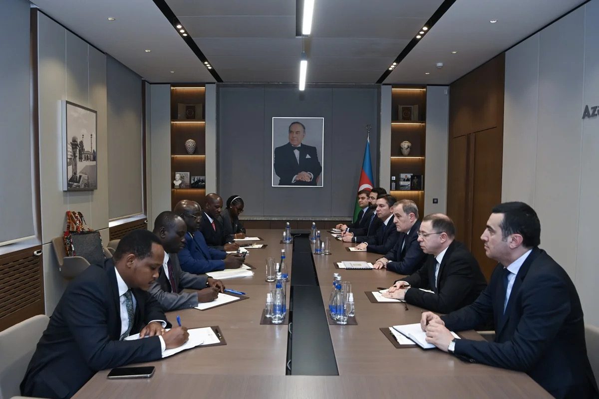 Azərbaycan və Uqanda arasında əməkdaşlıq genişləndirilir