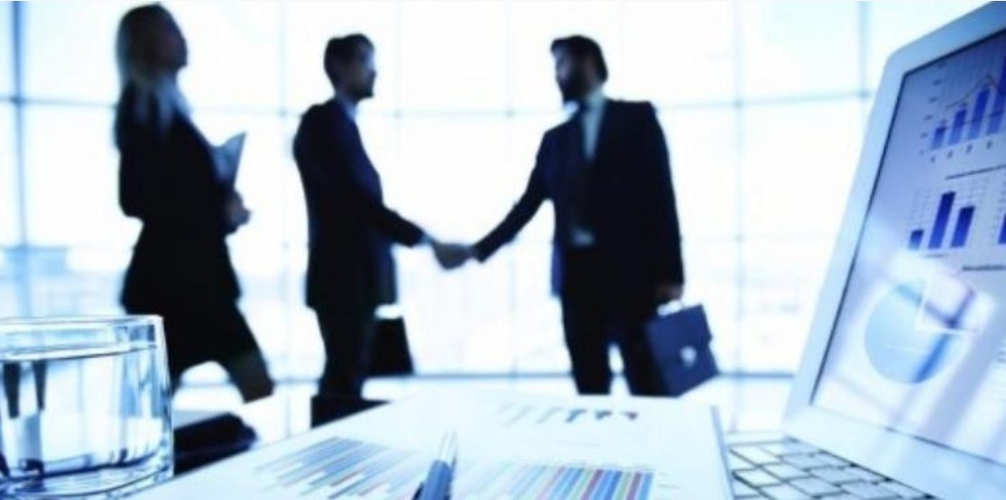 Qazaxıstanda qadınlar iqtisadiyyatı ələ alır: Sahibkarlıqda yeni güc balansı