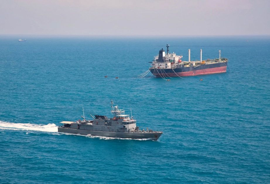 “Reuters”: İran Hörmüz boğazını qismən aça bilər