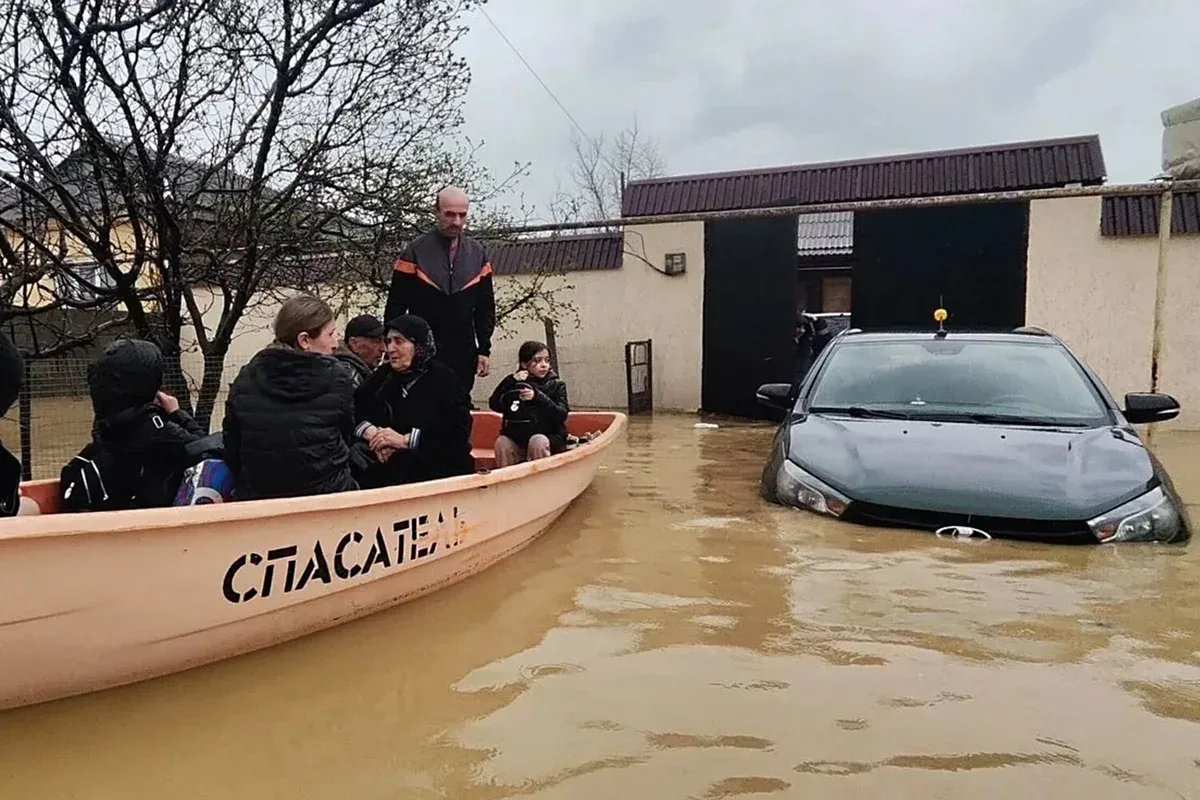 Dağıstanda leysan yağışları səbəbindən mindən çox ev su altında qalmaqdadır