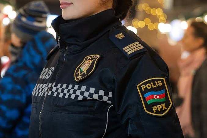 Polis telefonunuzu sizin icazəniz olmadan yoxlaya bilərmi? - Hüquqşünas rəyi