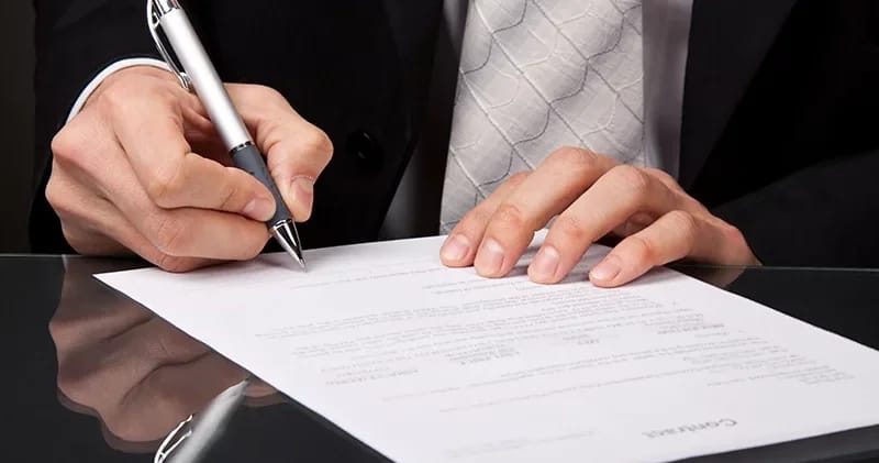 Təcrübədə olan şəxslərə hansı hallarda ödəniş verilməlidir?