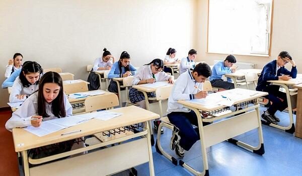  52 mindən çox şagird buraxılış imtahanı verib