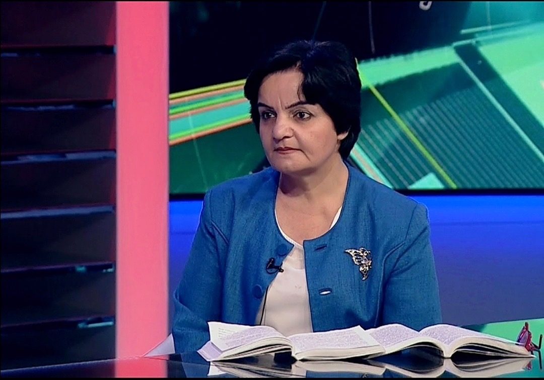 “Millət atalarına” xidmət göstərən “ziyalılarımız”