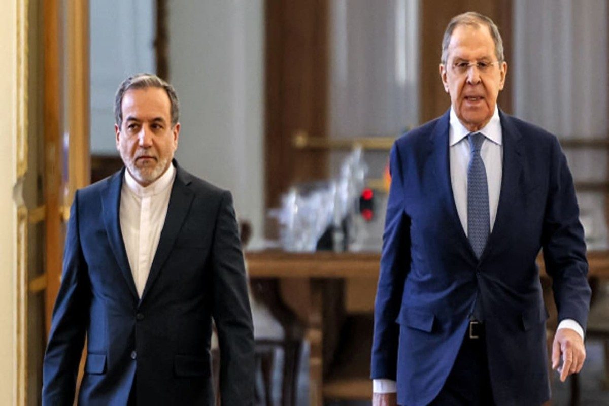 Əraqçi və Lavrov reginal məsələləri müzakirə edib