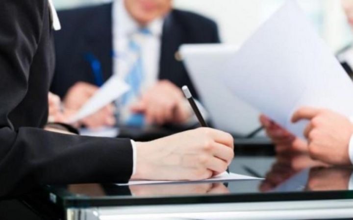 Lisenziya və icazələr: Hüquqi tələblər və prosedurlar