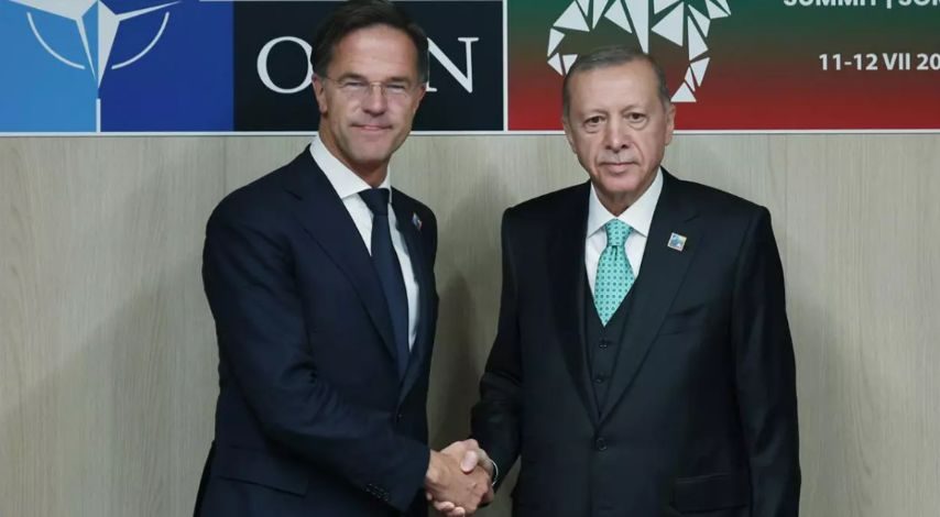 “Ukrayna artıq beşinci ildir ki, bataqlığa saplanıb”-ŞƏRH