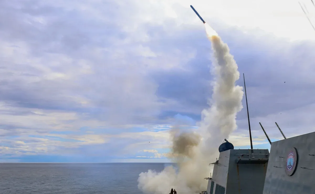 ABŞ Hörmüz boğazında İran hədəflərinə zərbələr endirmək imkanlarını araşdırır