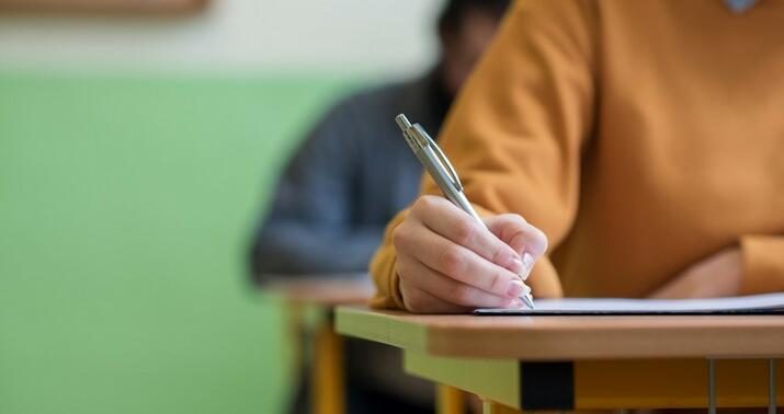 Üçüncü ixtisas qrupuna maraq niyə azalıb?