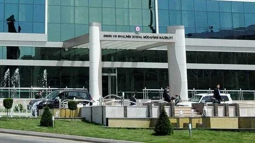 Bu il paytaxt və regionlarda 74 əmək yarmarkası keçirilib 