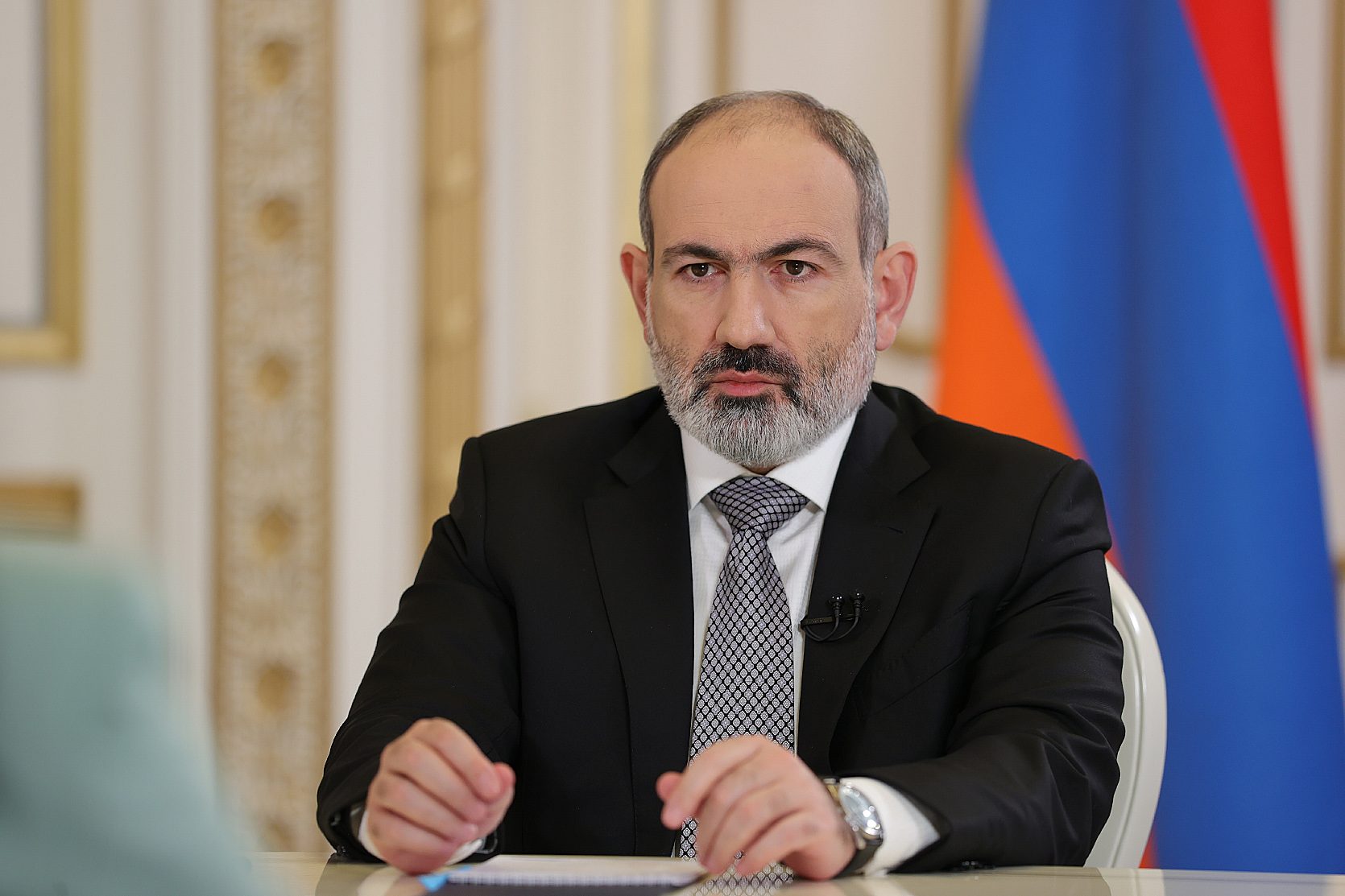 Nikol Paşinyan: “Ermənistan Ukrayna məsələsində Rusiya ilə müttəfiq deyil”