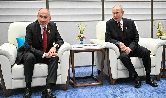 Paşinyan Putinə cavab verib: Referendum