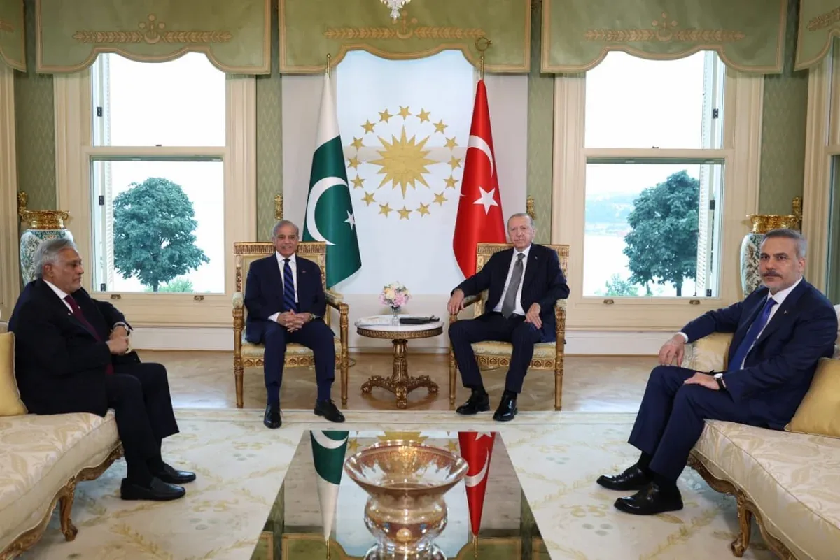 Ş. Şərif: Münaqişələrin həlli üçün yeganə yol diplomatiyadır
