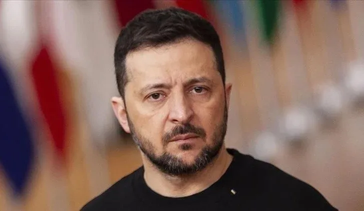 Ukrayna dronların tətbiqi ilə müdafiə xətti yaradır - Zelenski