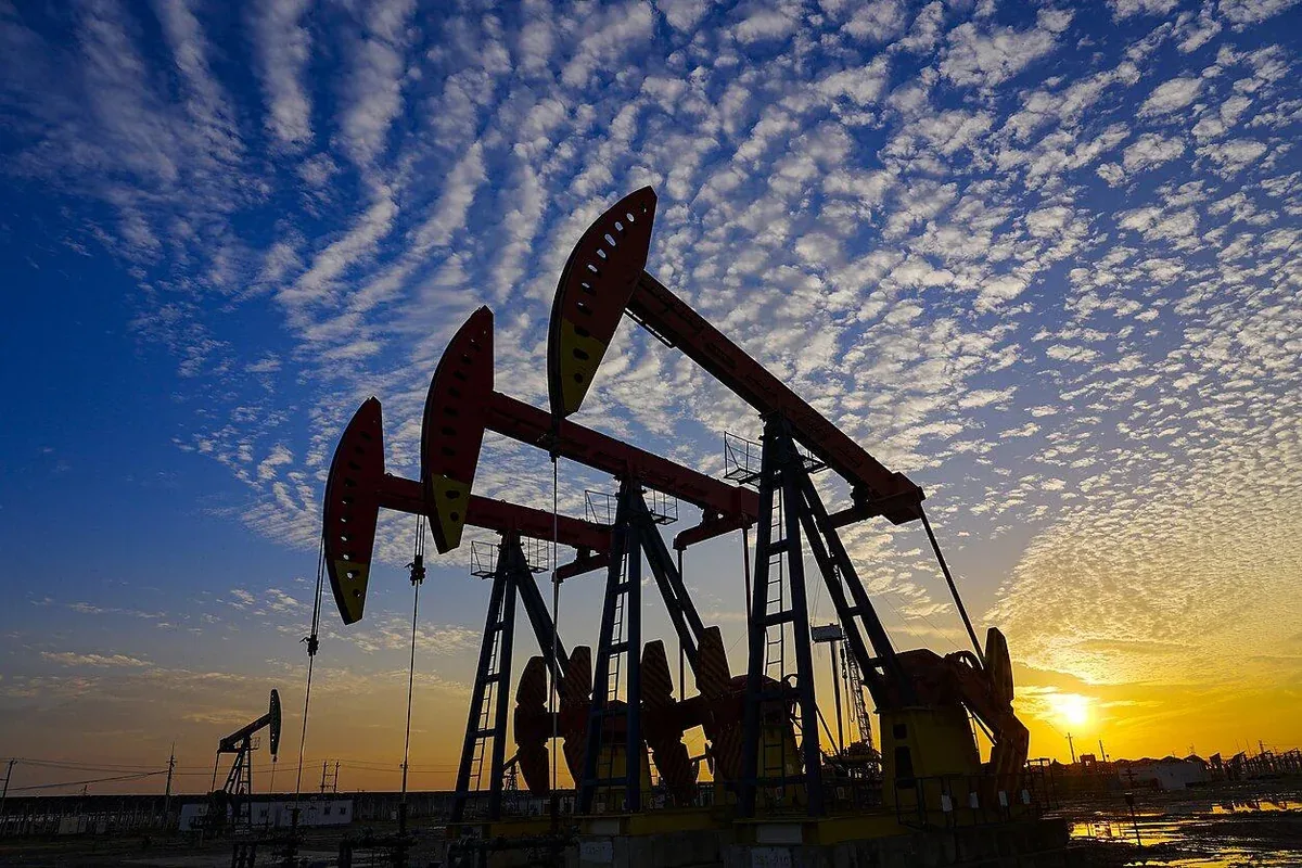 "OPEC+" ölkələri avqustda neft hasilatını artırmaq barədə razılığa gəlib