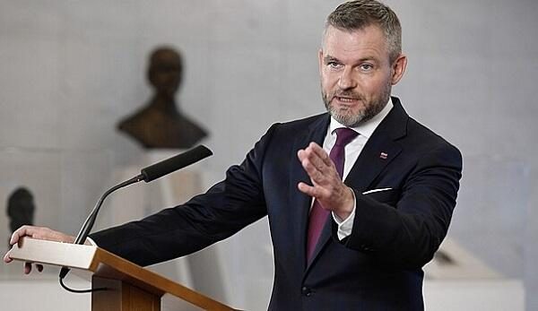 Slovakiya prezidenti Füzuliyə gəlib