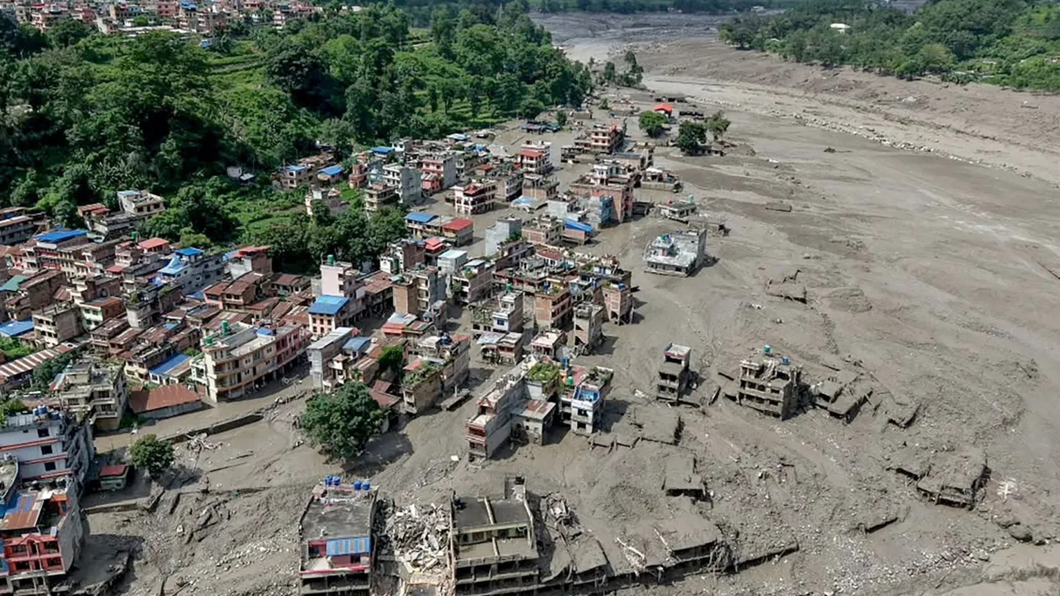 Nepal–Tibet sərhədində dağıdıcı daşqınlar