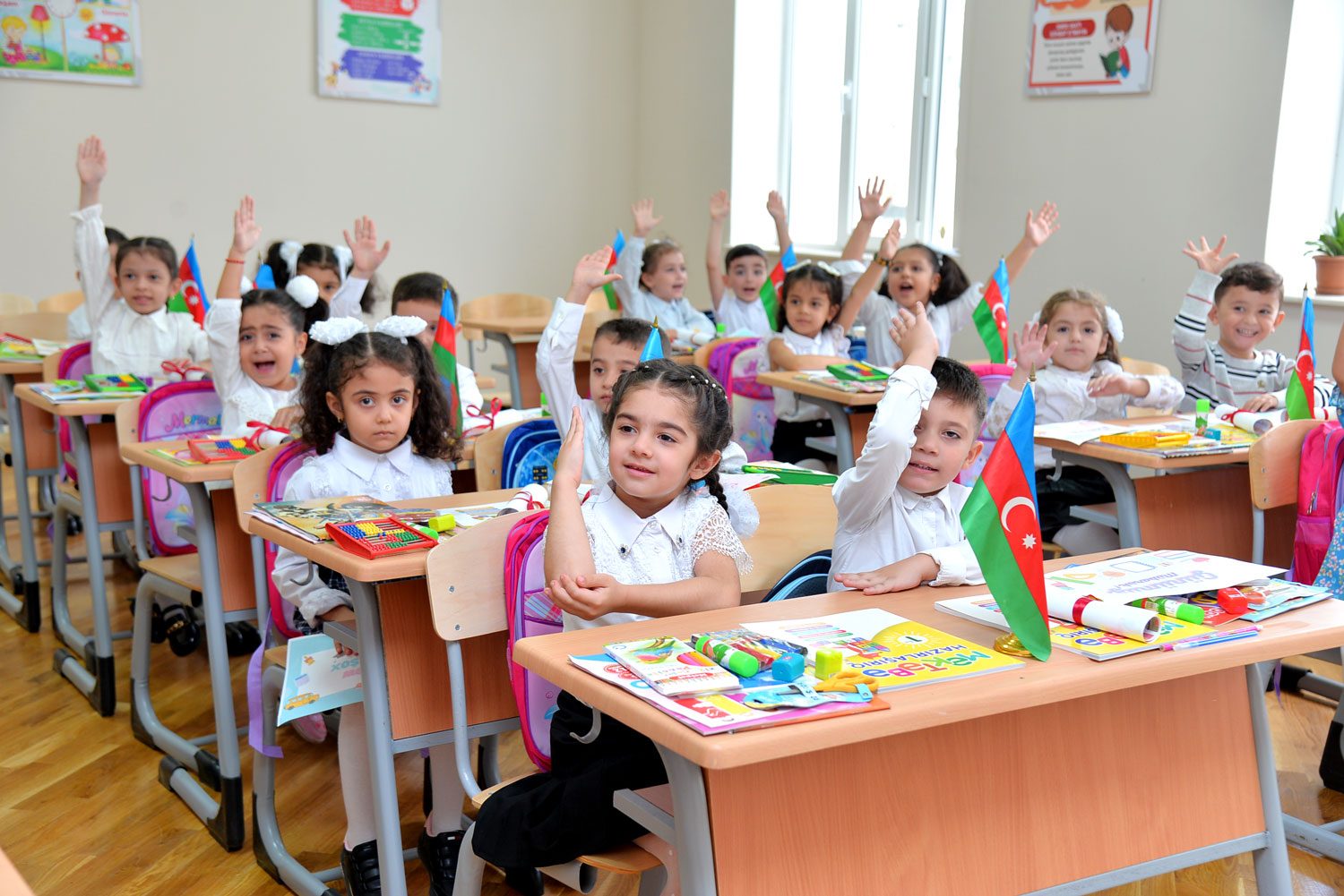 Şagirdlərin elektron yerdəyişməsinə başlanılır